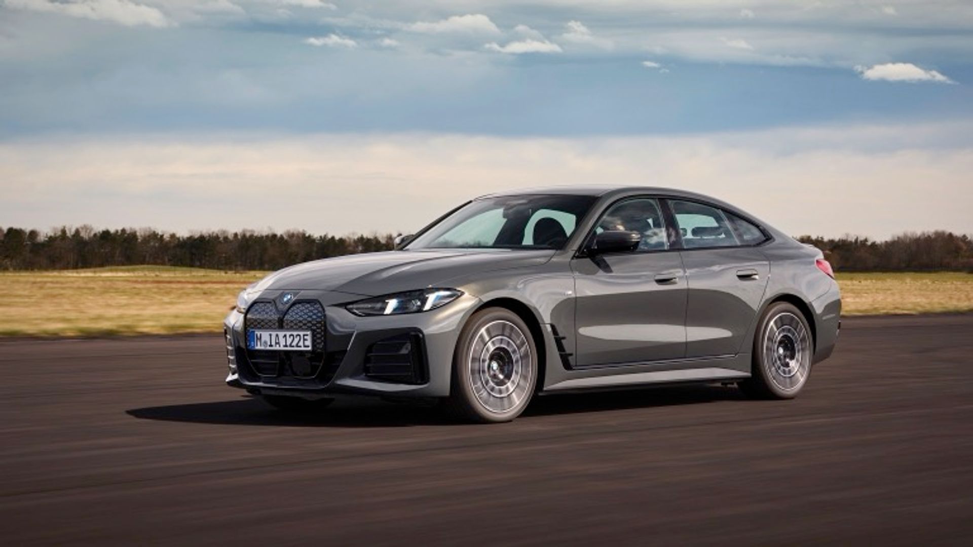 BMW i4 eDrive35