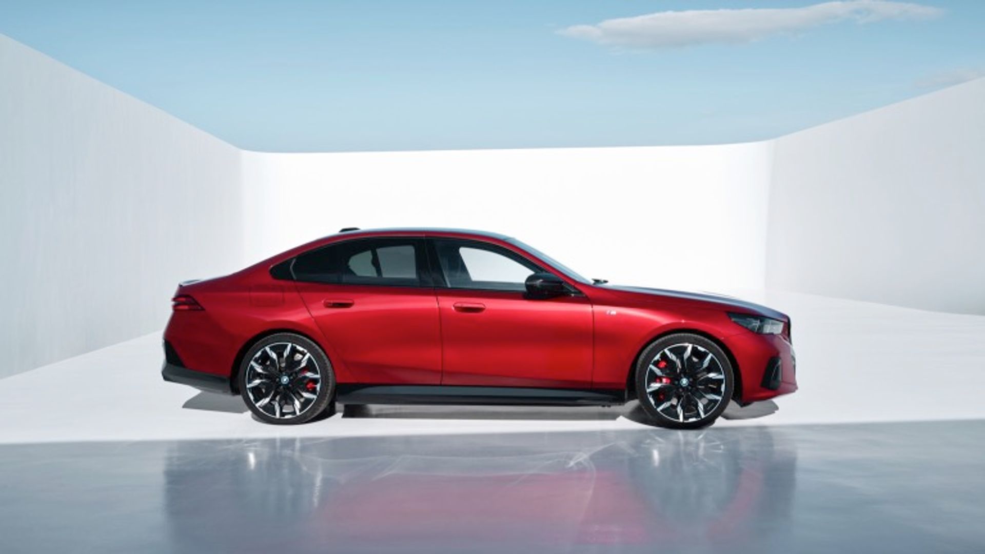 BMW i5 M60 xDrive Sedan (MY25)