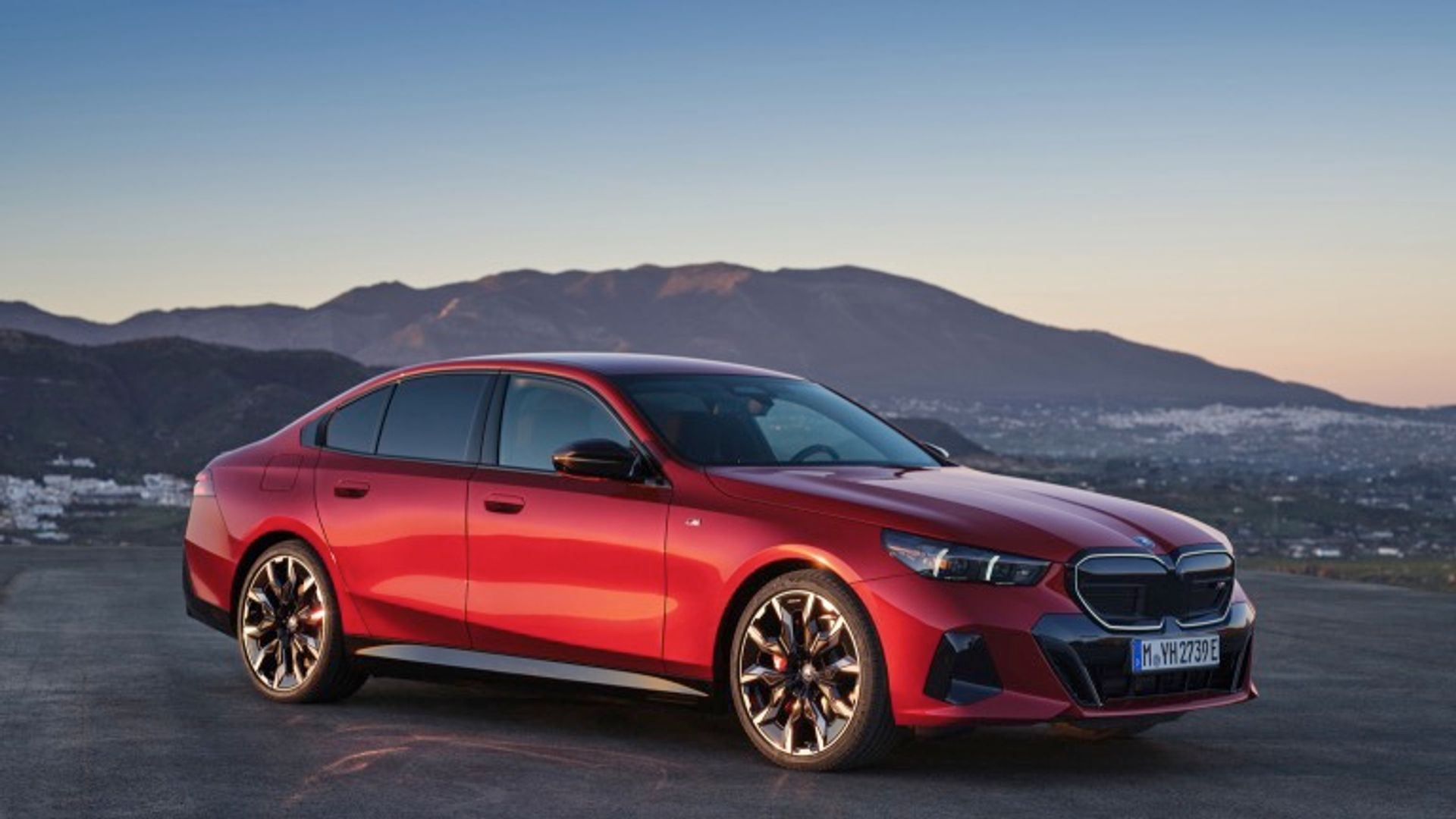 BMW i5 M60 xDrive Sedan (MY25)