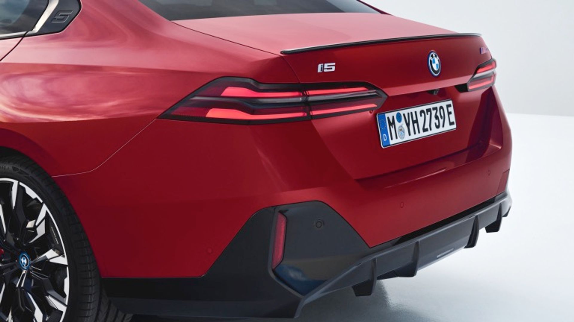 BMW i5 M60 xDrive Sedan (MY25)