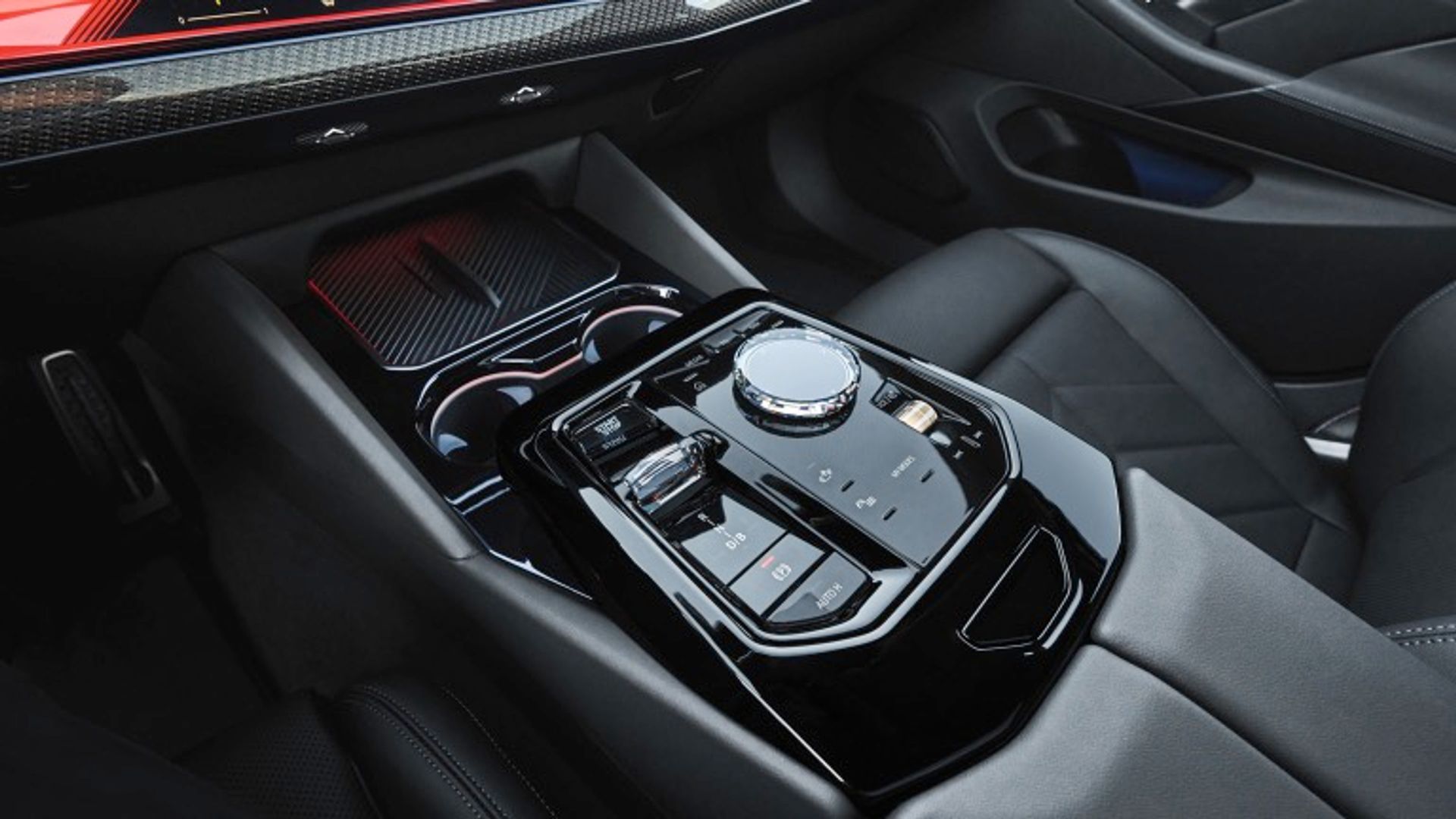 BMW i5 M60 xDrive Sedan (MY25)