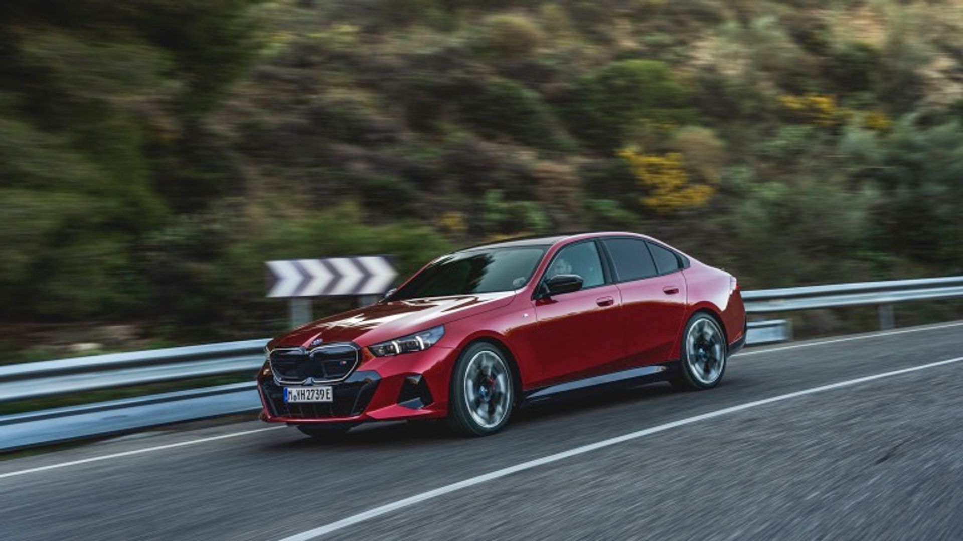 BMW i5 M60 xDrive Sedan (MY25)