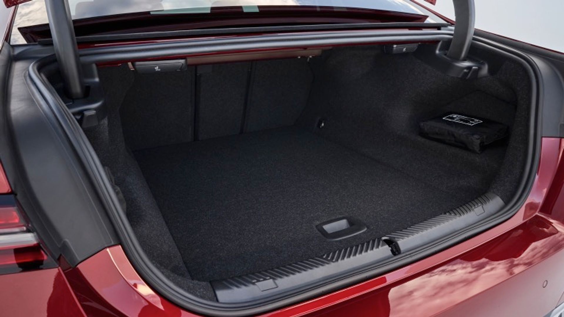 BMW i5 M60 xDrive Sedan (MY25)