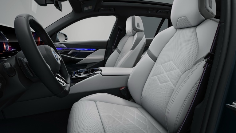 BMW i5 M60 xDrive Touring (MY25)