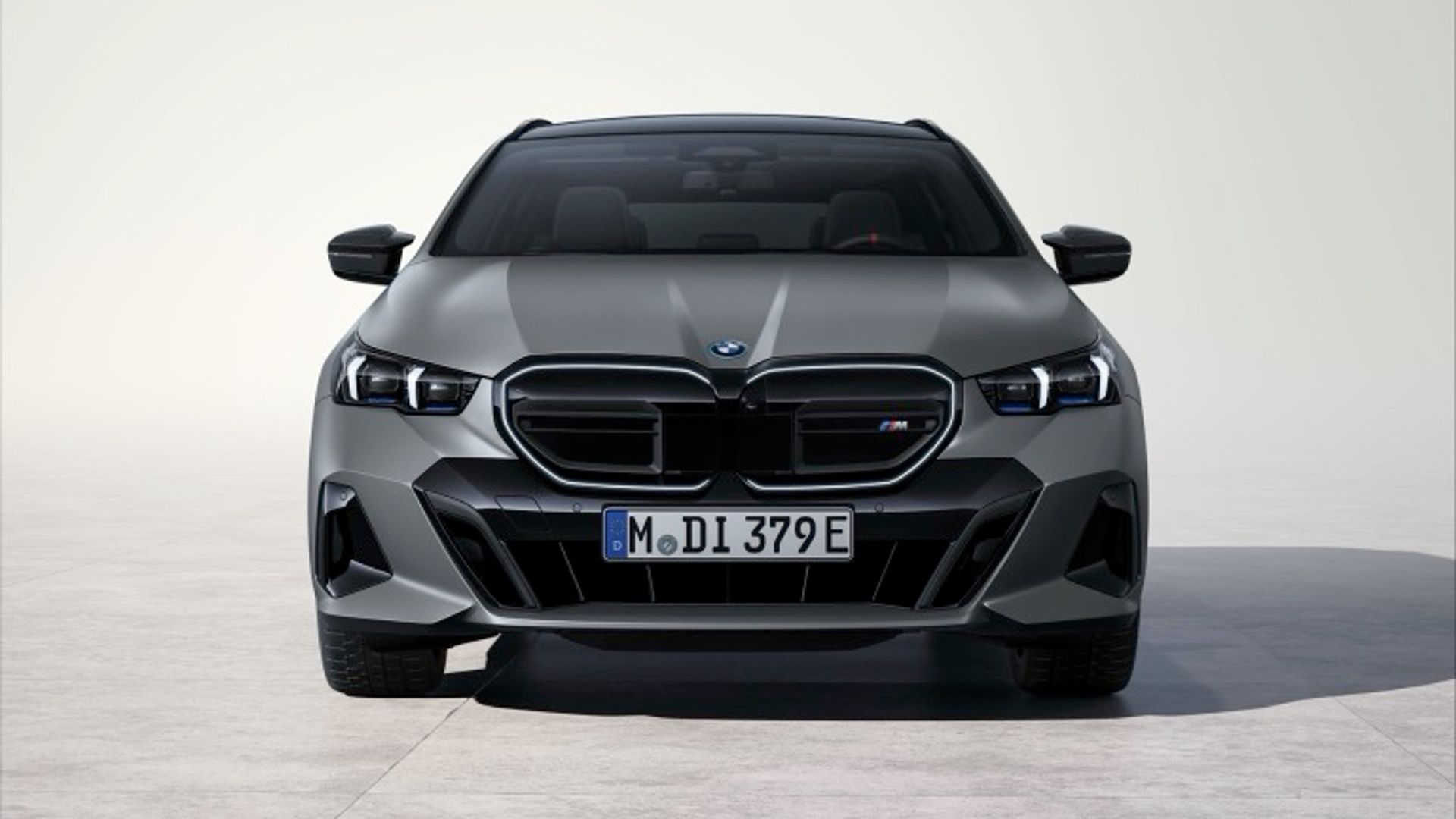 BMW i5 M60 xDrive Touring (MY25)