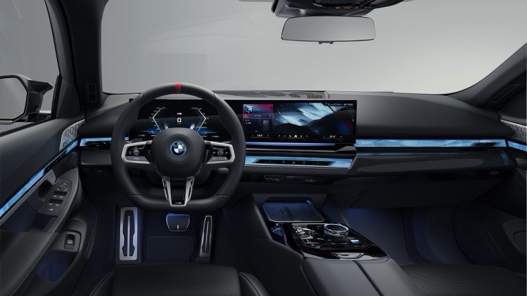 BMW i5 M60 xDrive Touring (MY25)