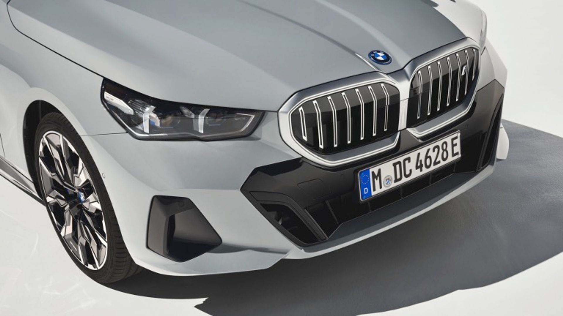 BMW i5 xDrive40 Sedan (MY25)