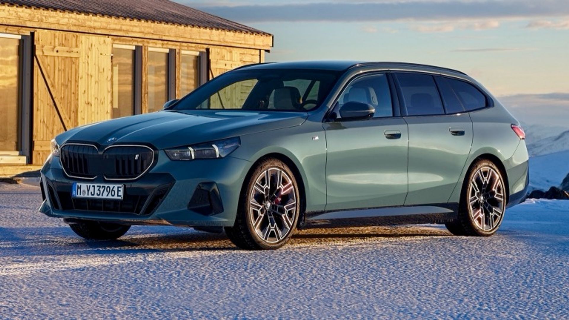 BMW i5 xDrive40 Touring (MY25)