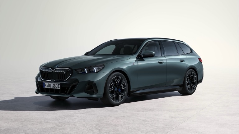 BMW i5 xDrive40 Touring (MY25)