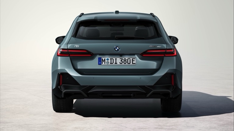 BMW i5 xDrive40 Touring (MY25)