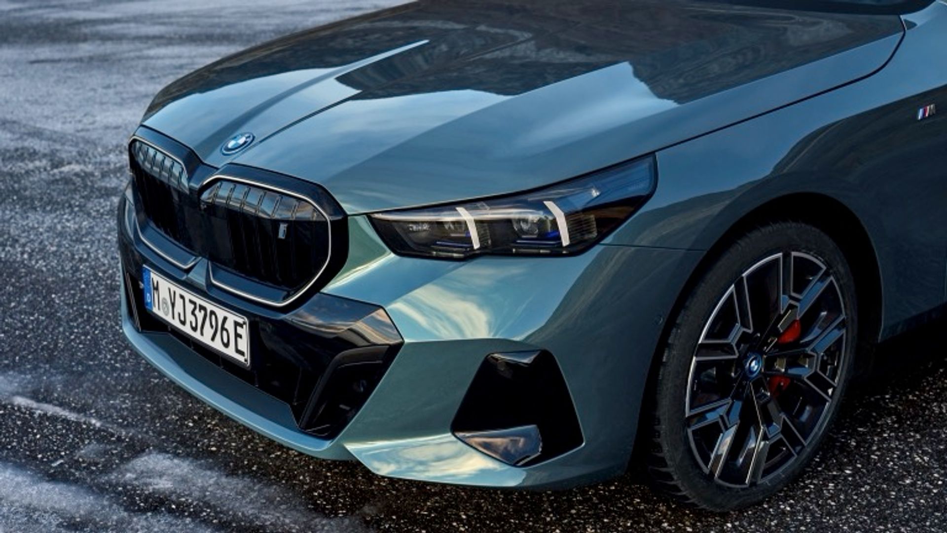 BMW i5 xDrive40 Touring (MY25)