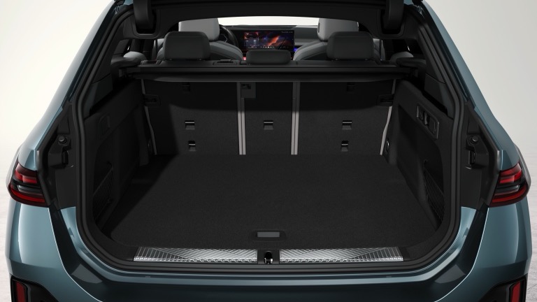 BMW i5 xDrive40 Touring (MY25)