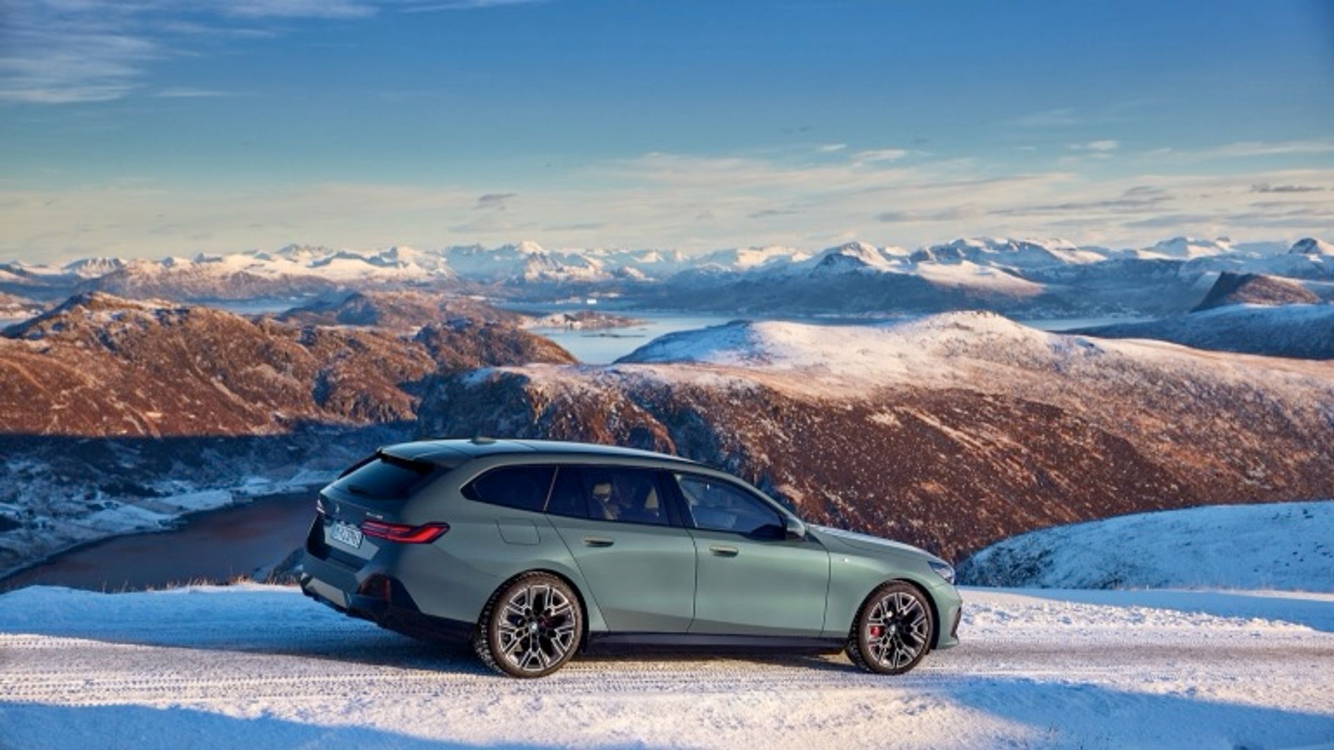 BMW i5 xDrive40 Touring (MY25)