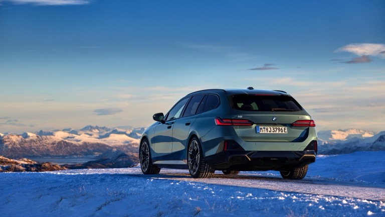 BMW i5 xDrive40 Touring (MY25)