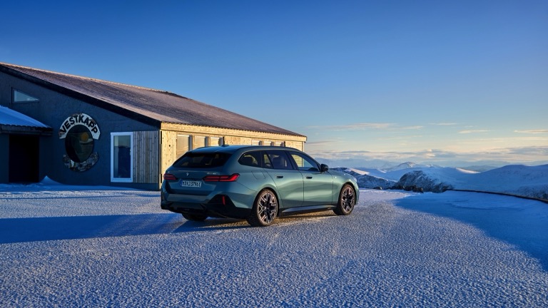 BMW i5 xDrive40 Touring (MY25)