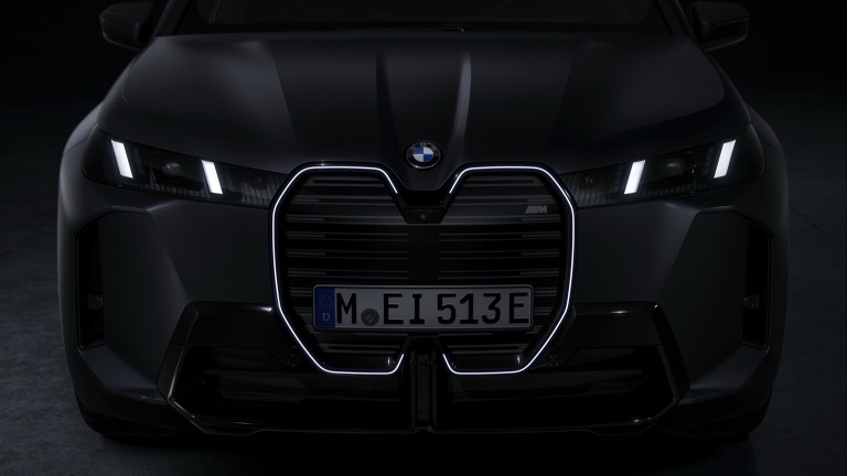 BMW iX M70 xDrive