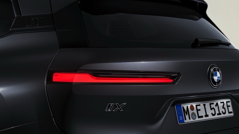 BMW iX M70 xDrive