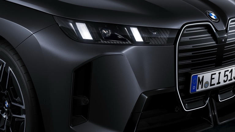 BMW iX M70 xDrive