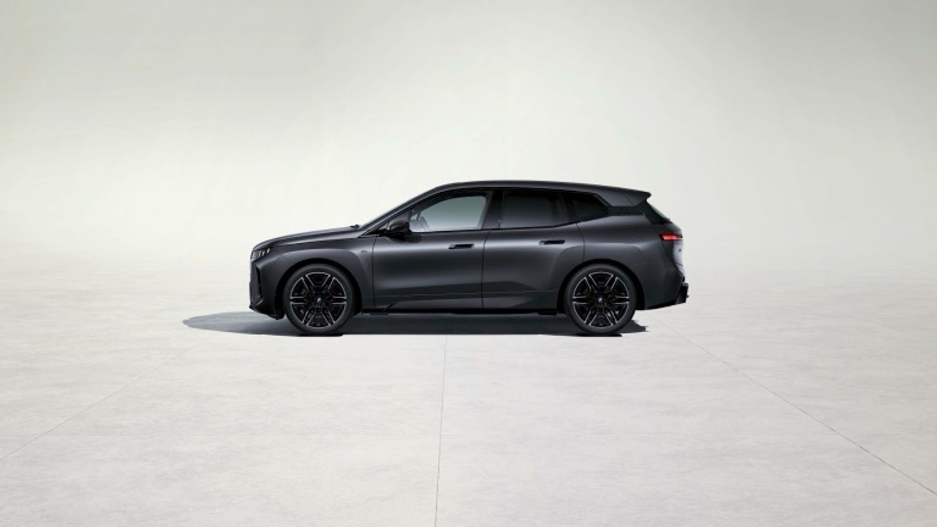 BMW iX M70 xDrive