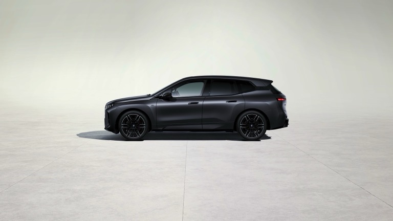 BMW iX M70 xDrive