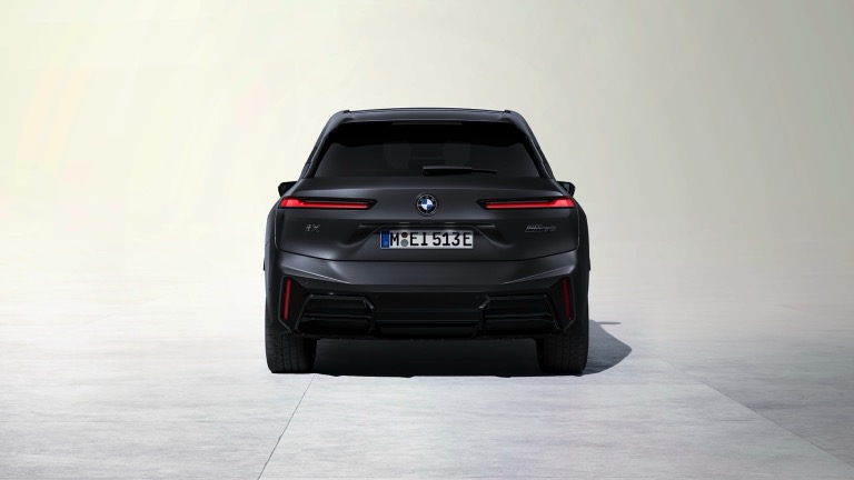BMW iX M70 xDrive