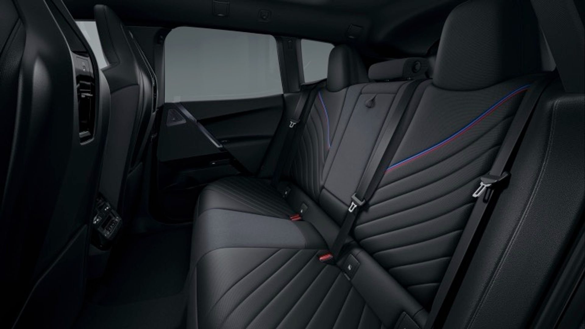 BMW iX M70 xDrive