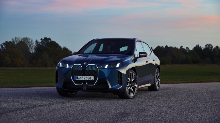 BMW iX xDrive45