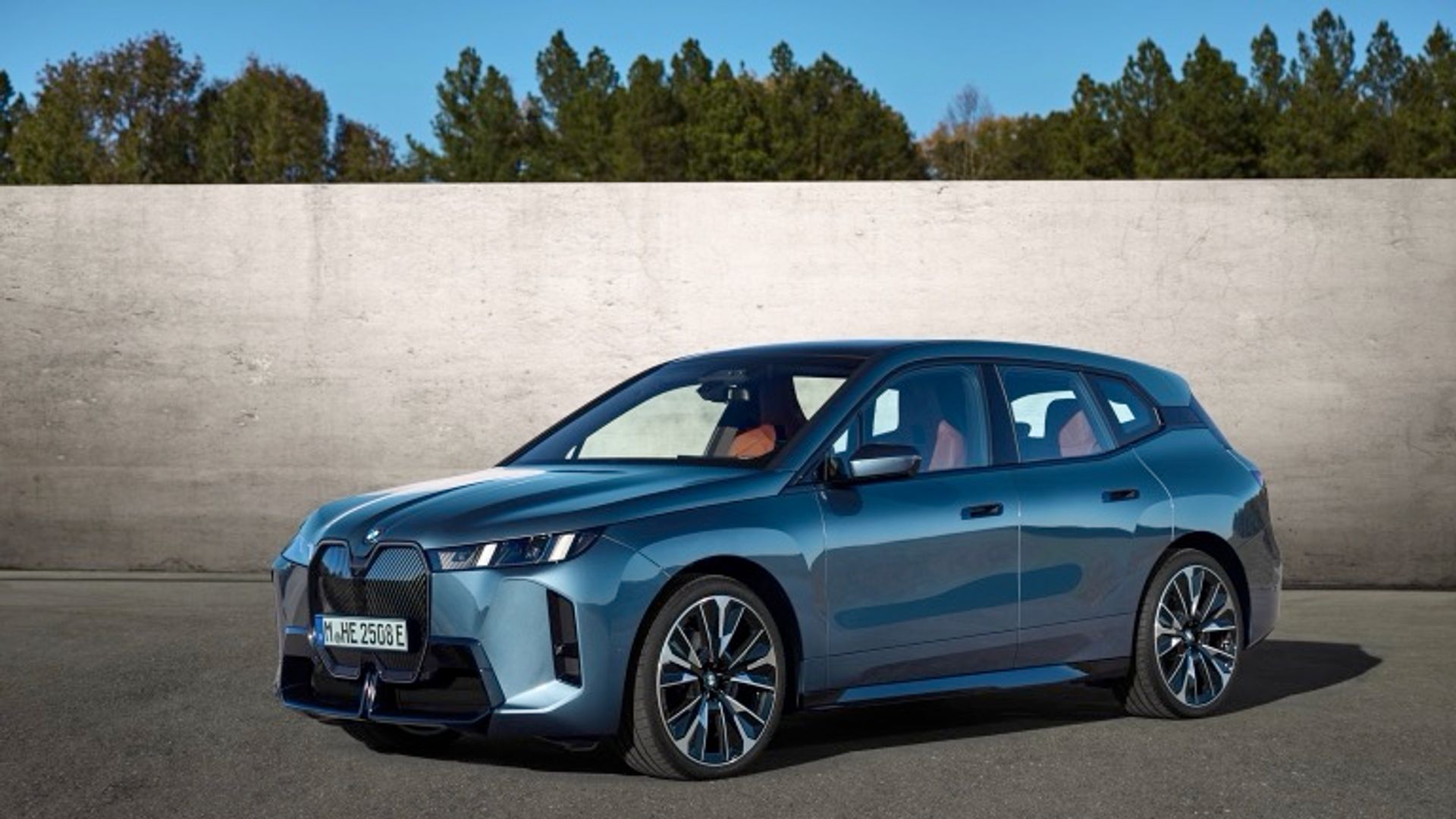BMW iX xDrive45