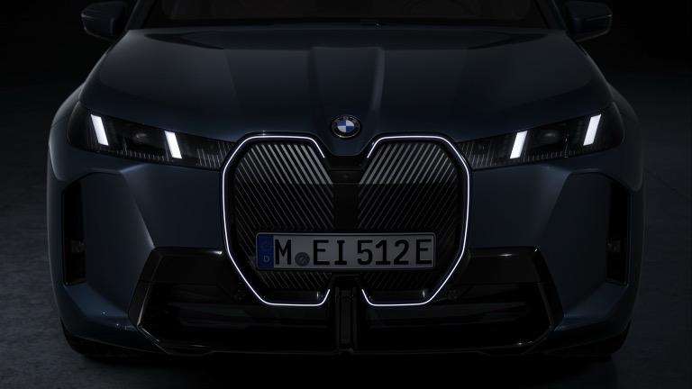 BMW iX xDrive45