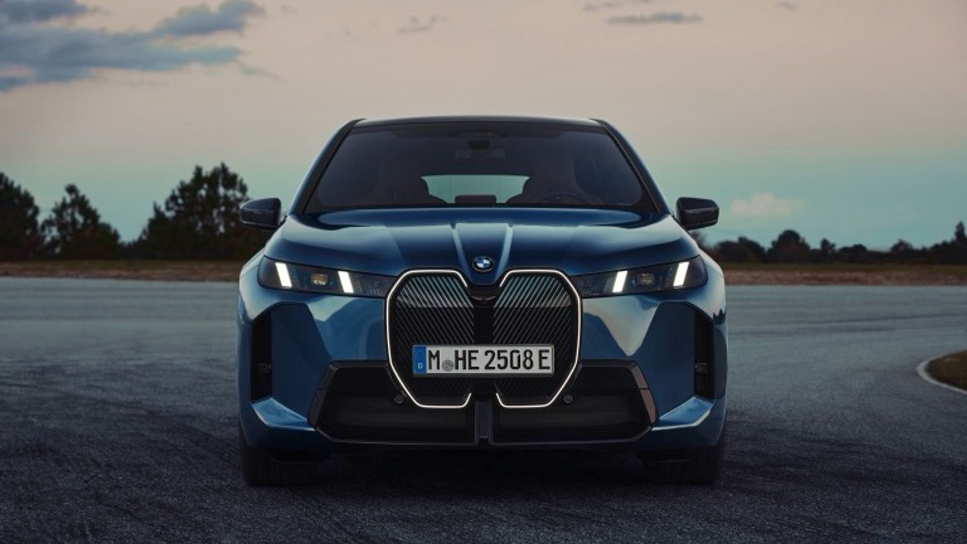 BMW iX xDrive60