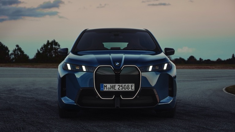 BMW iX xDrive60