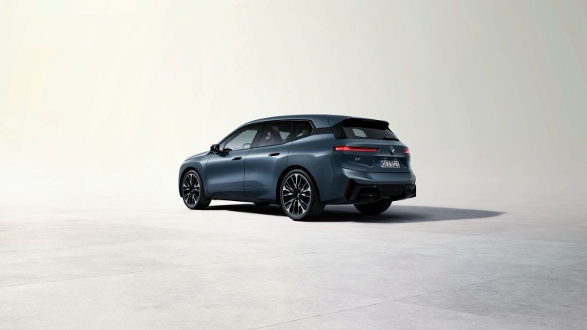 BMW iX xDrive60