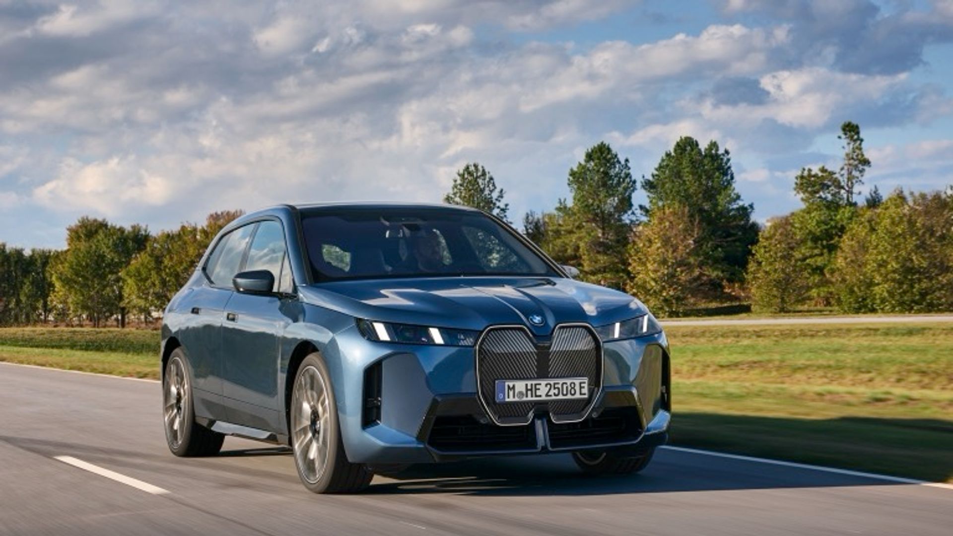BMW iX xDrive60