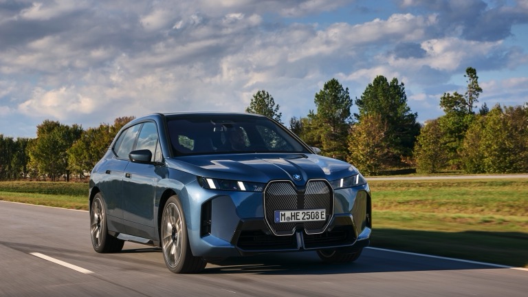 BMW iX xDrive60