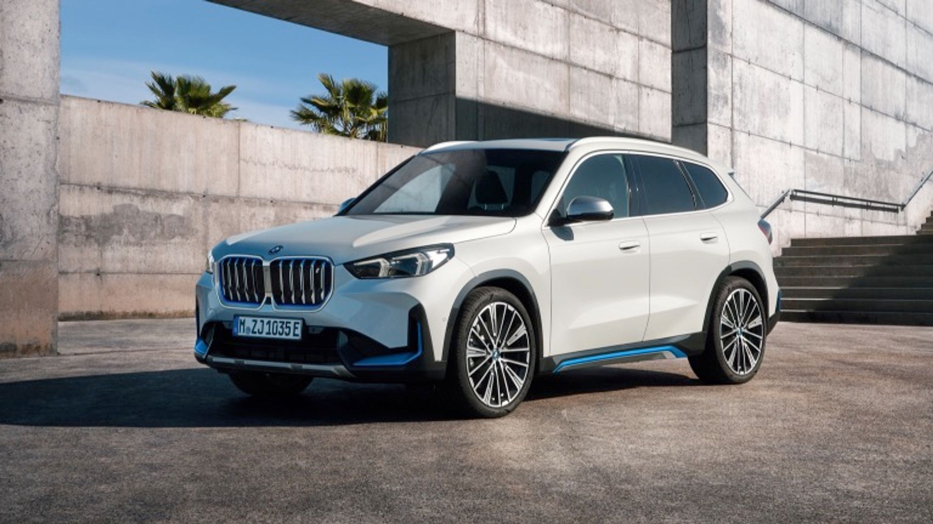 BMW iX1 eDrive20 (MY26)