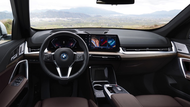 BMW iX1 eDrive20 (MY26)