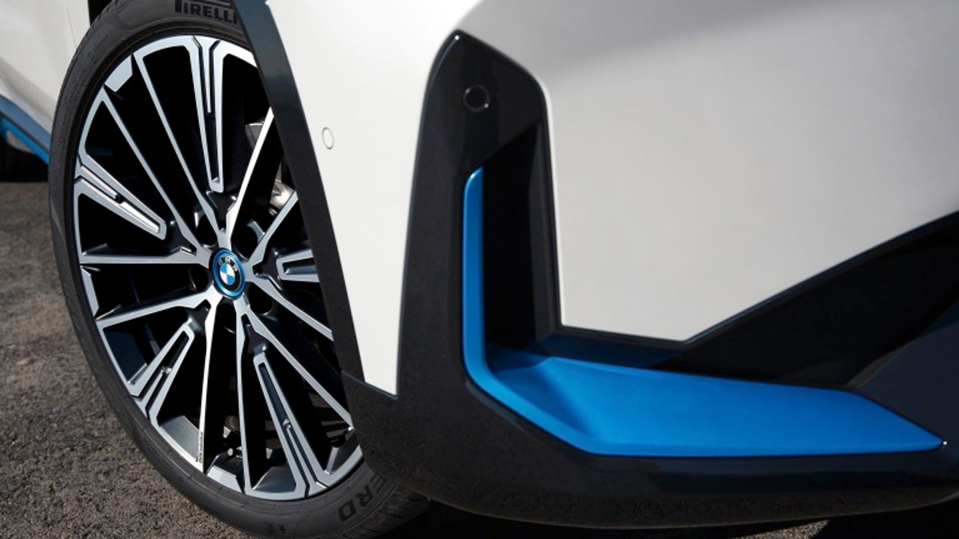 BMW iX1 eDrive20 (MY26)