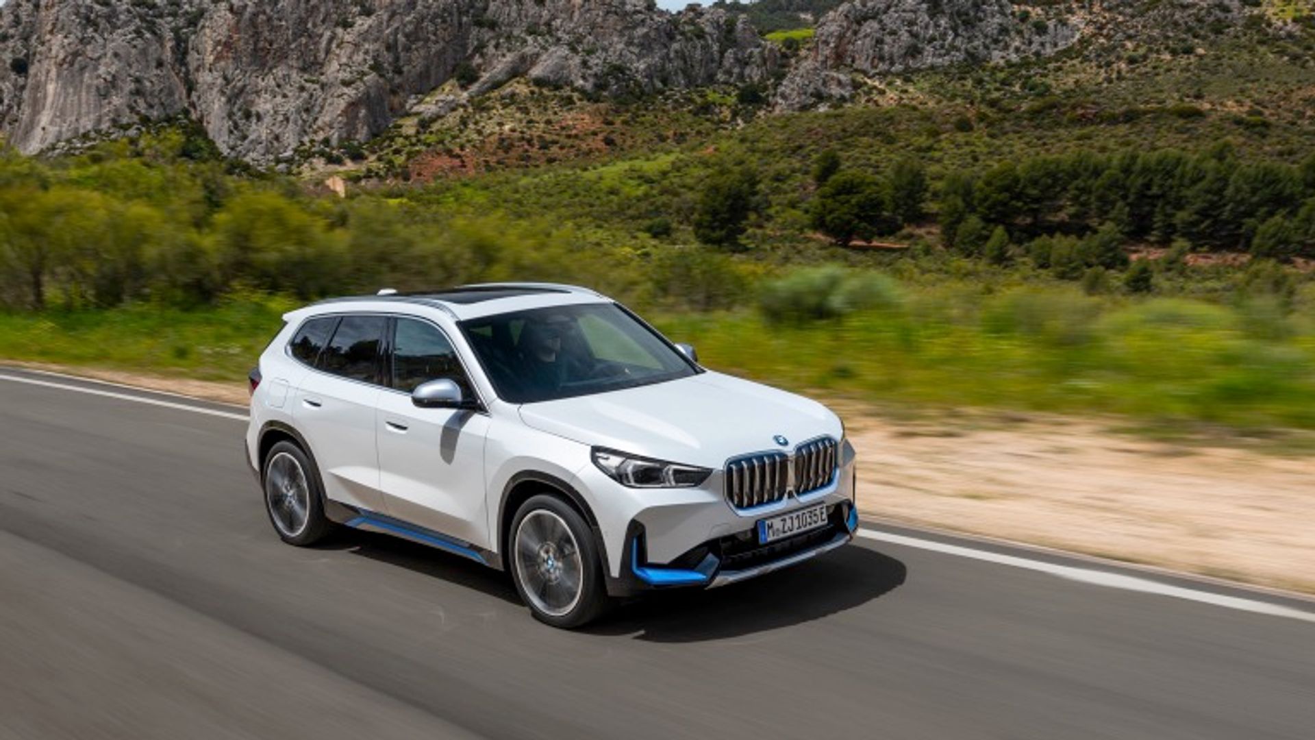 BMW iX1 xDrive30 (MY26)