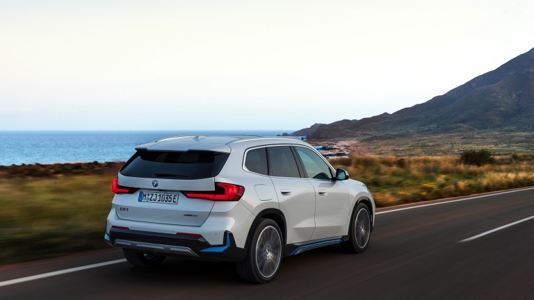 BMW iX1 xDrive30 (MY26)