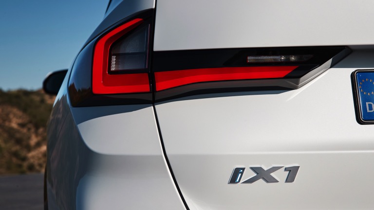 BMW iX1 xDrive30 (MY26)