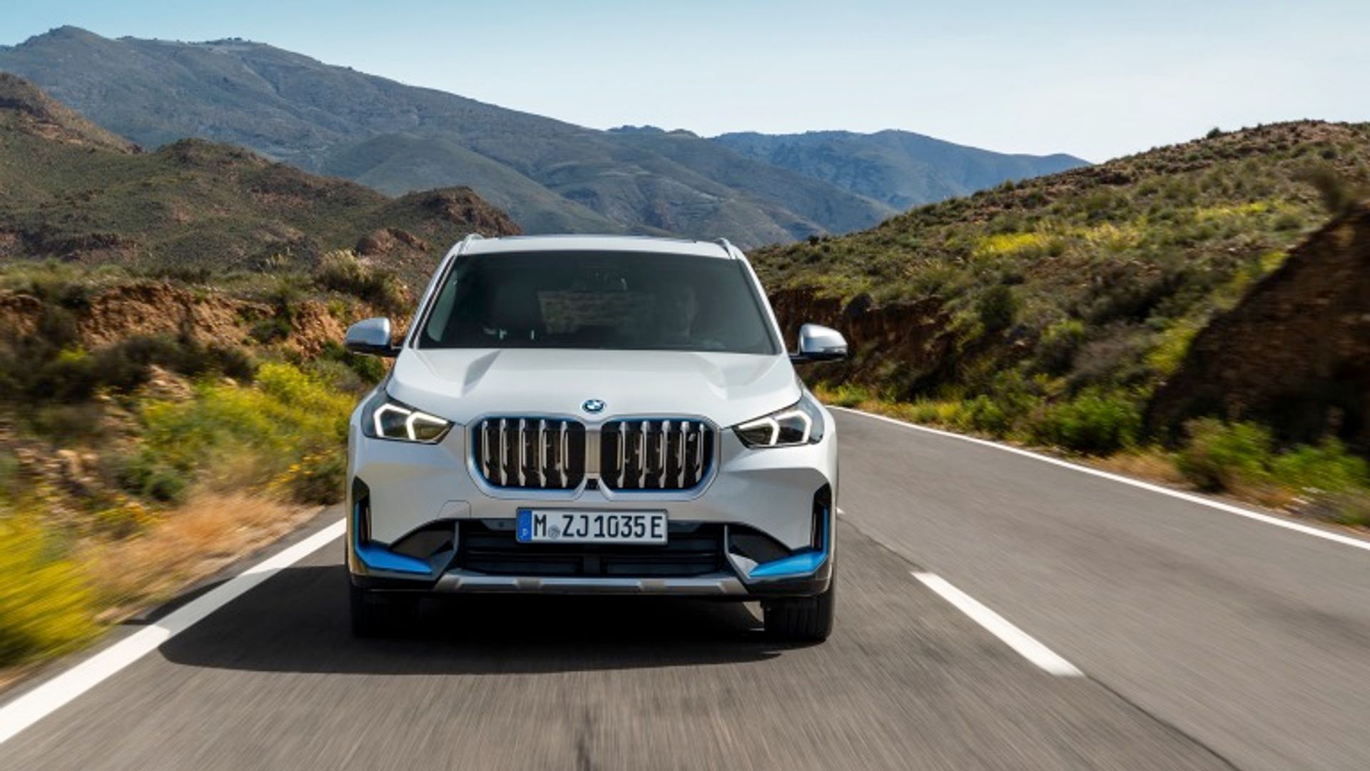 BMW iX1 xDrive30 (MY26)