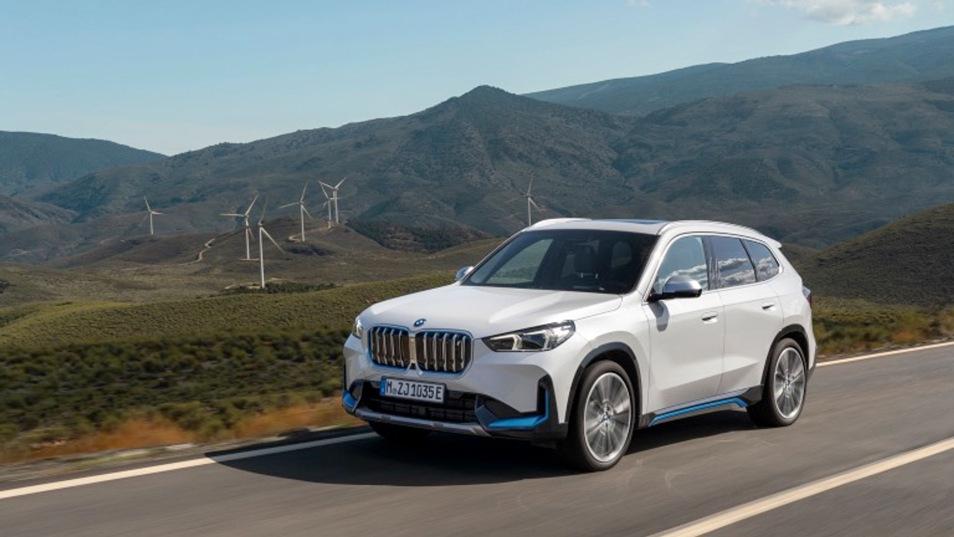 BMW iX1 xDrive30 (MY26)