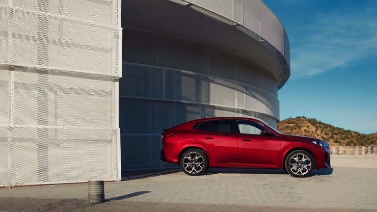 BMW iX2 eDrive20 (MY26)