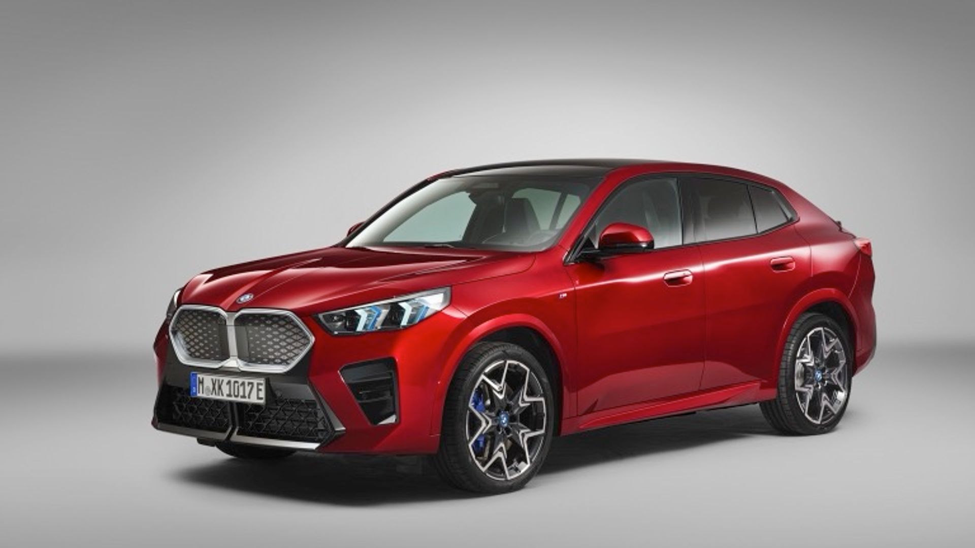 BMW iX2 xDrive30 (MY26)