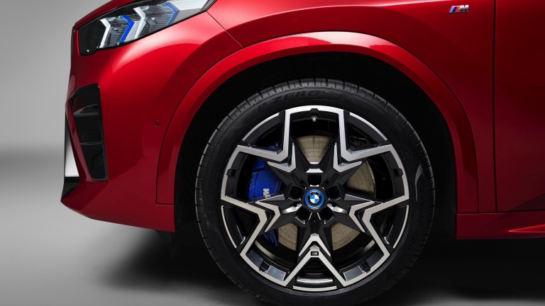 BMW iX2 xDrive30 (MY26)
