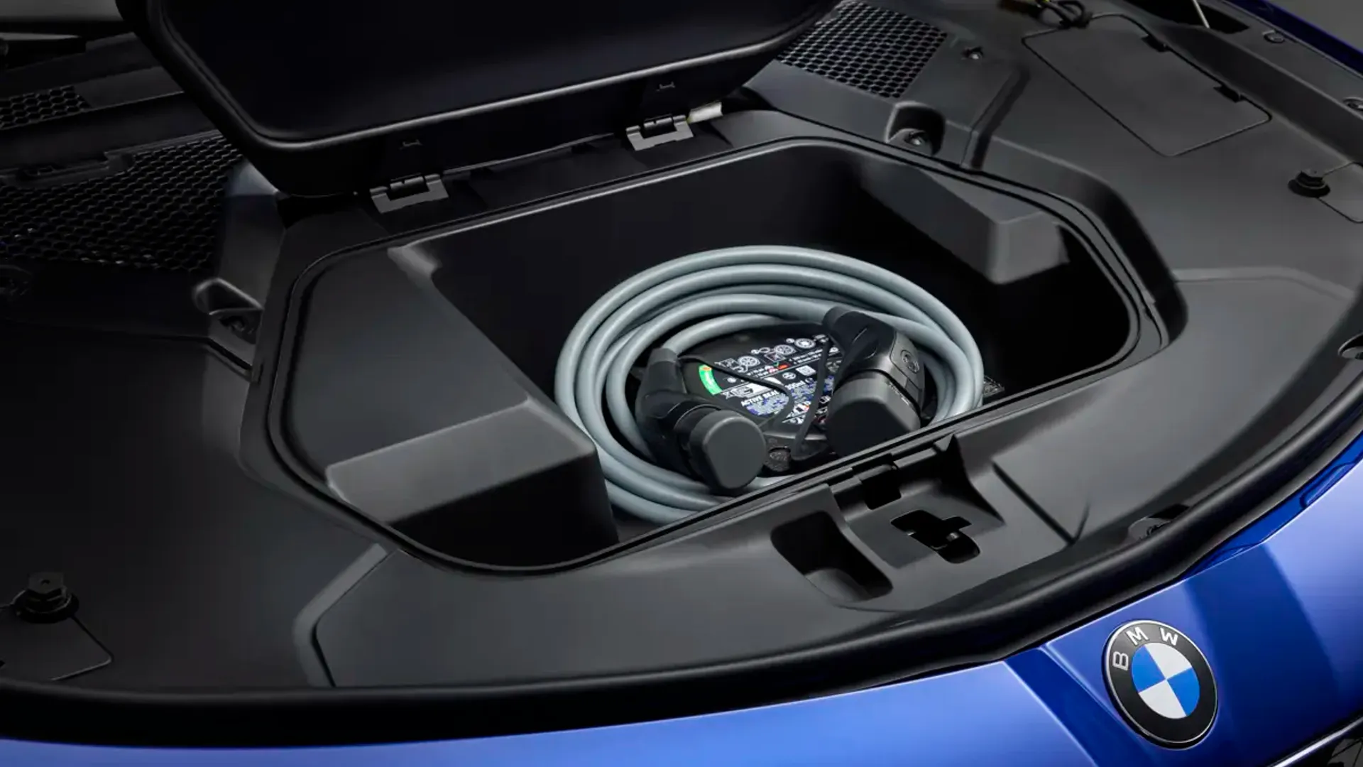 Elettronauti - BMW i3 50 xDrive - Vano di carico - Bagagliaio anteriore