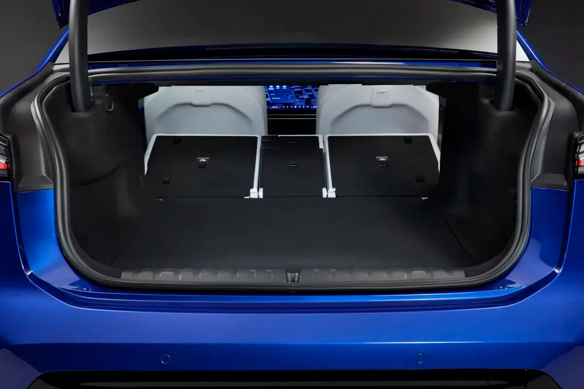 Elettronauti - BMW i3 50 xDrive - Vano di carico - Bagagliaio