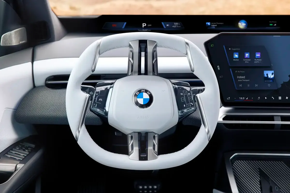 Elettronauti - BMW iX3 40 - Plancia - Vista della plancia