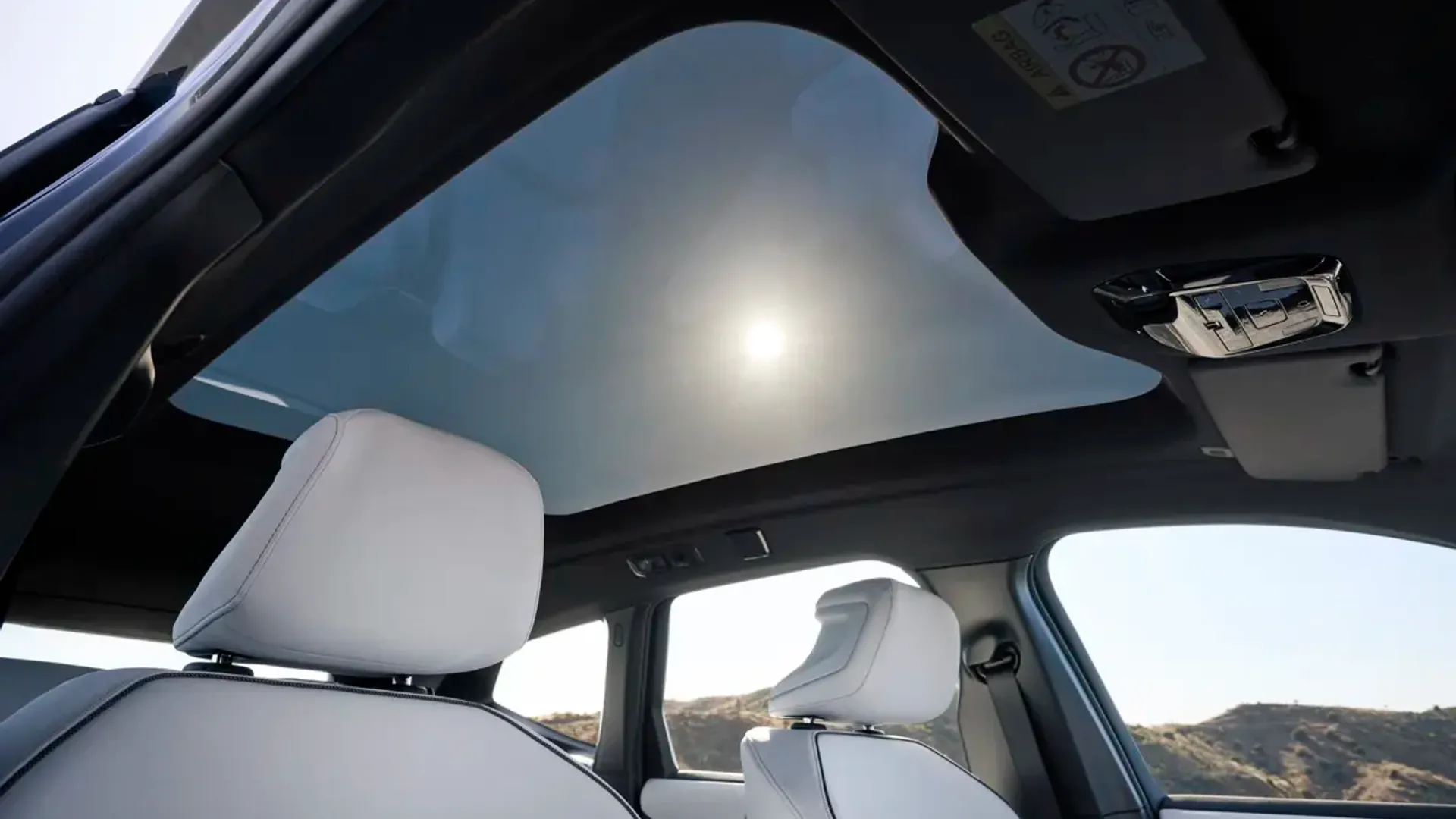Elettronauti - BMW iX3 40 - Argento - Esterno - Vista dall'alto