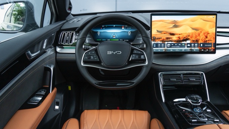 BYD TANG Flagship